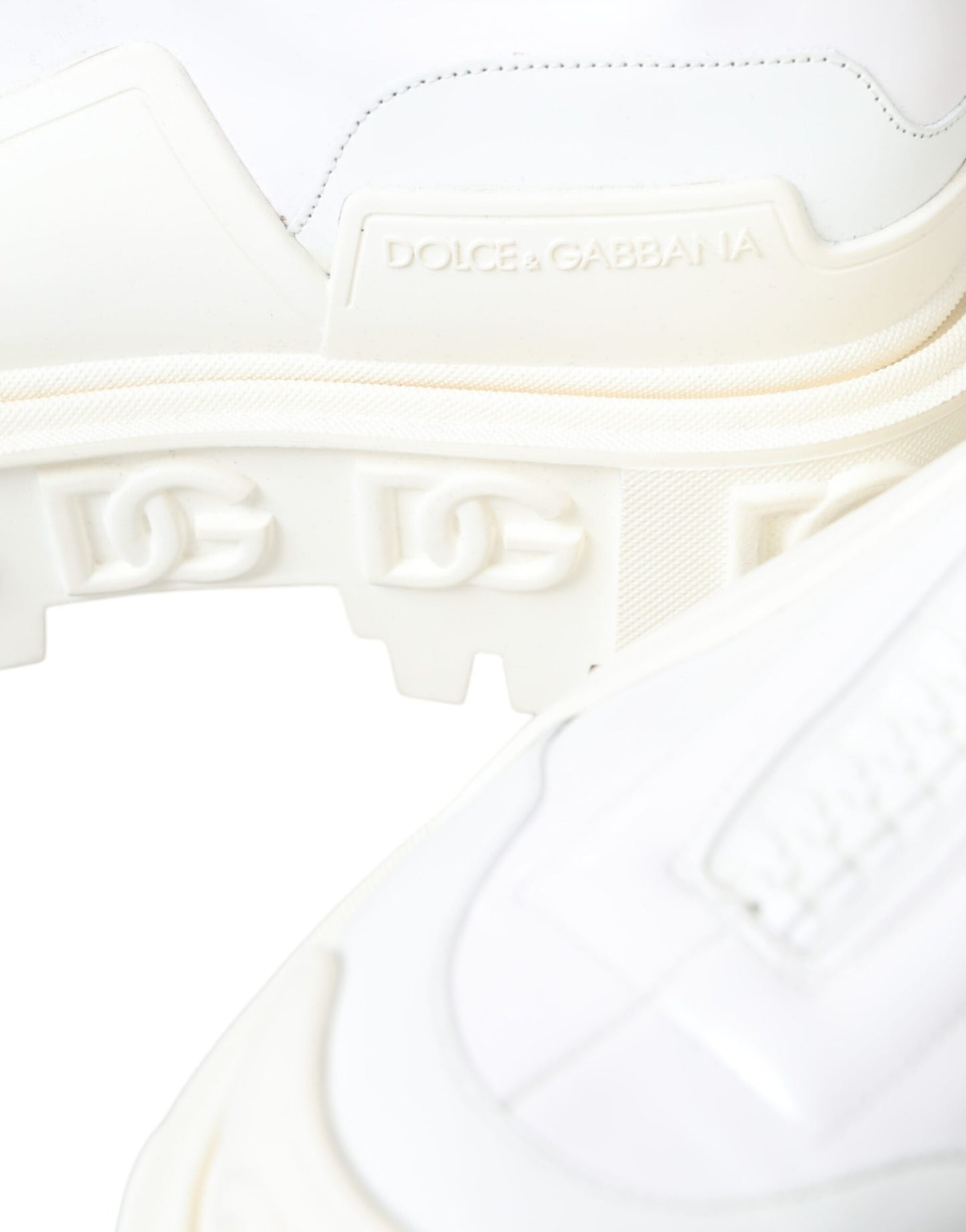 Dolce & Gabbana White Leather Logo Plaque Zip Ankle Boots Shoes