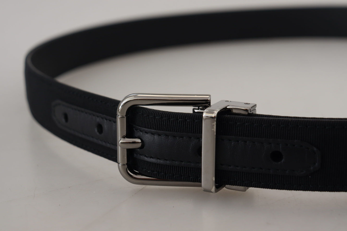 Dolce & Gabbana Elegant Black Leather Belt with Metal Buckle