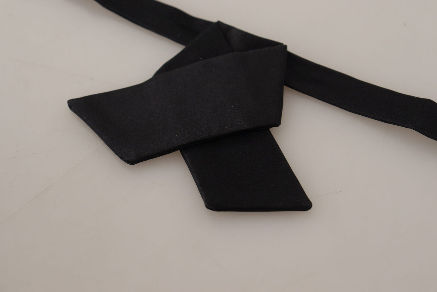 Dolce & Gabbana Sleek Silk Black Tied Bow Tie