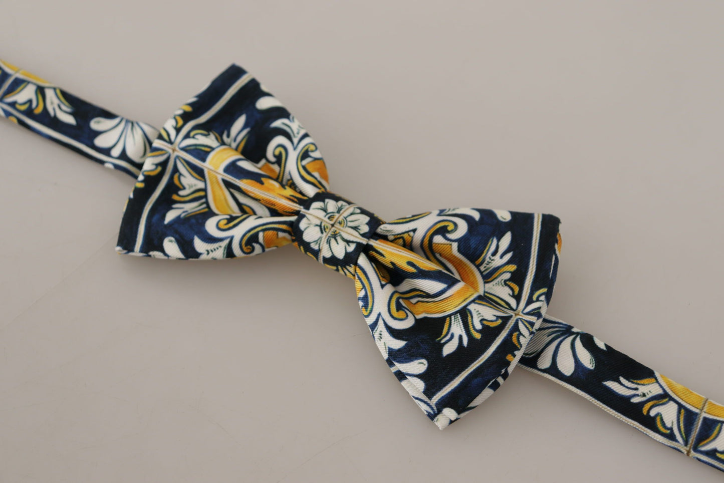 Dolce & Gabbana Exclusive Majolica Print Silk Bow Tie