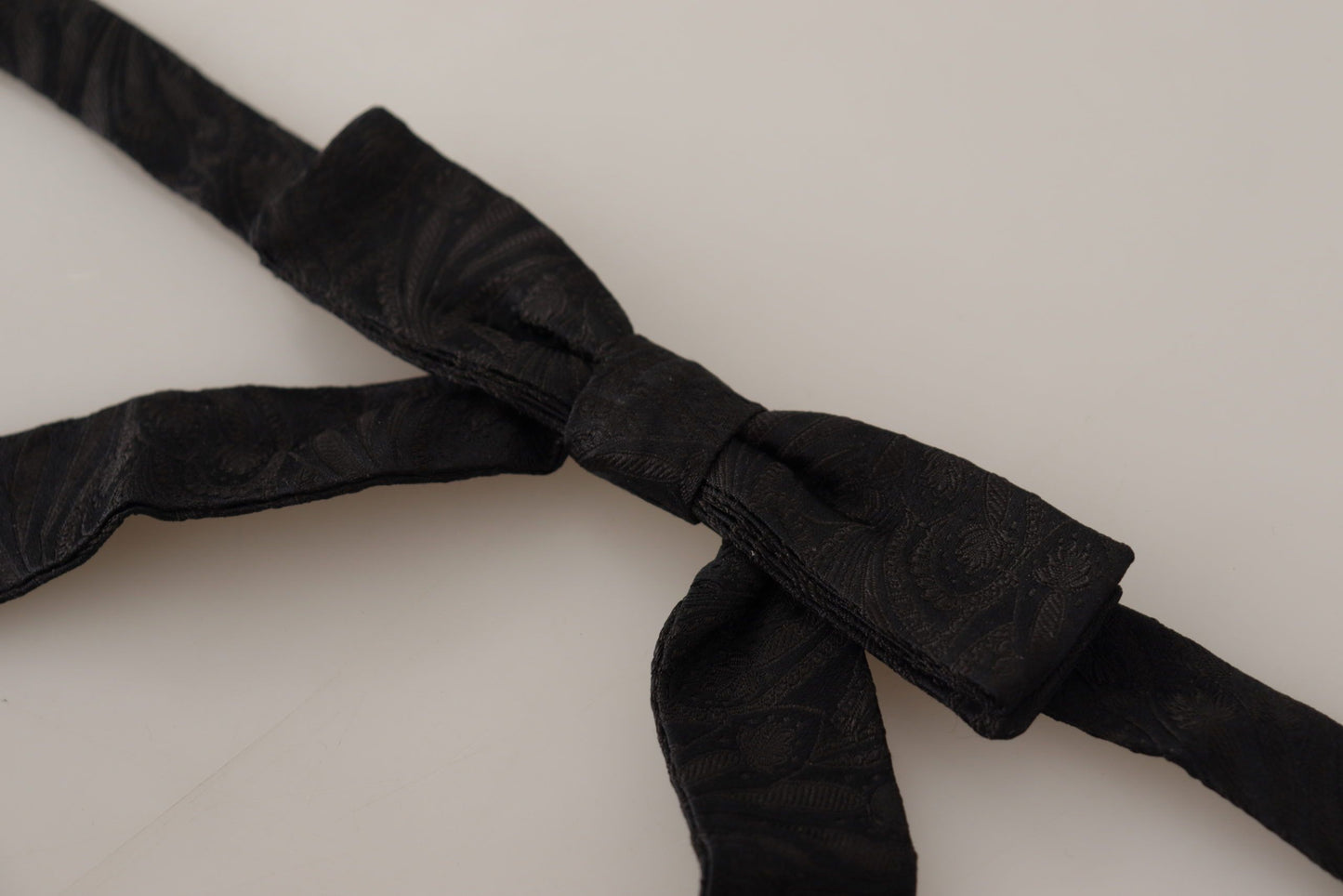 Dolce & Gabbana Elegant Black Silk Bow Tie