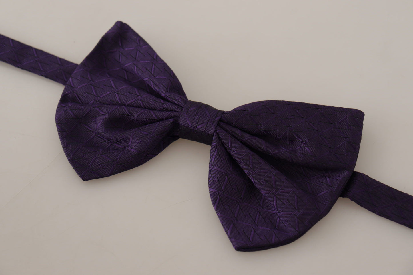 Dolce & Gabbana Elegant Blue Silk Bow Tie