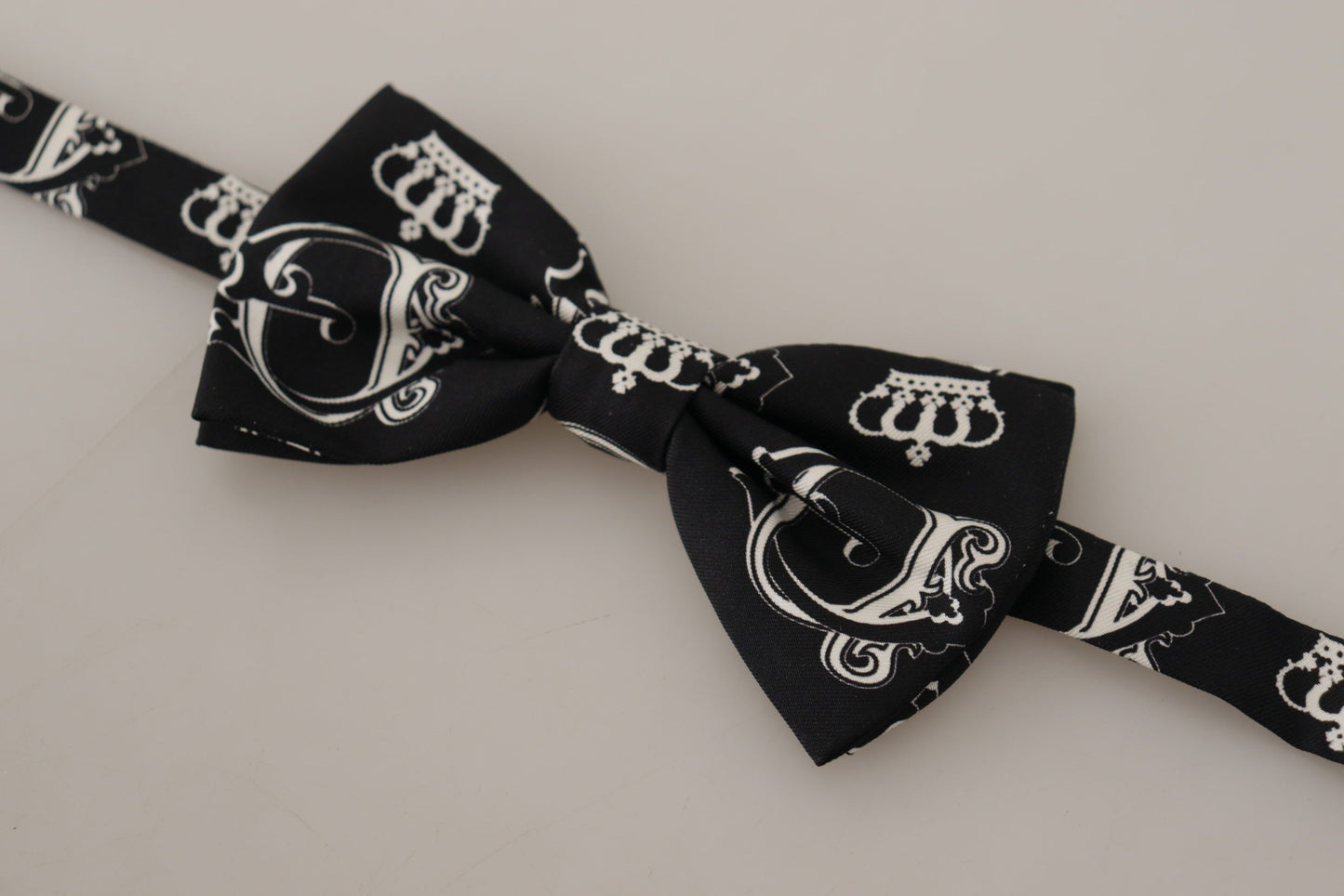 Dolce & Gabbana Elegant Silk Black Crown Bow Tie