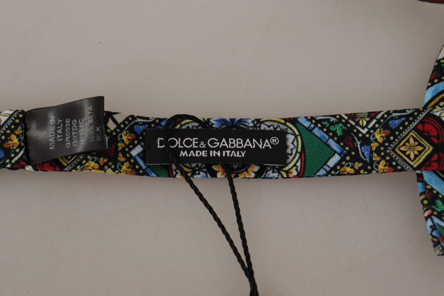 Dolce & Gabbana Elegant Majolica Print Silk Bow Tie