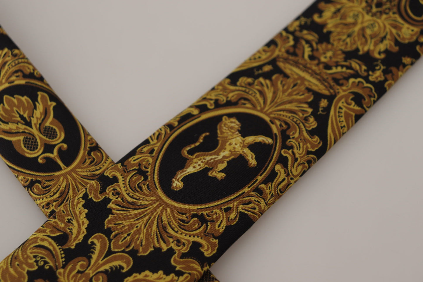 Dolce & Gabbana Elegant Gold Silk Tie