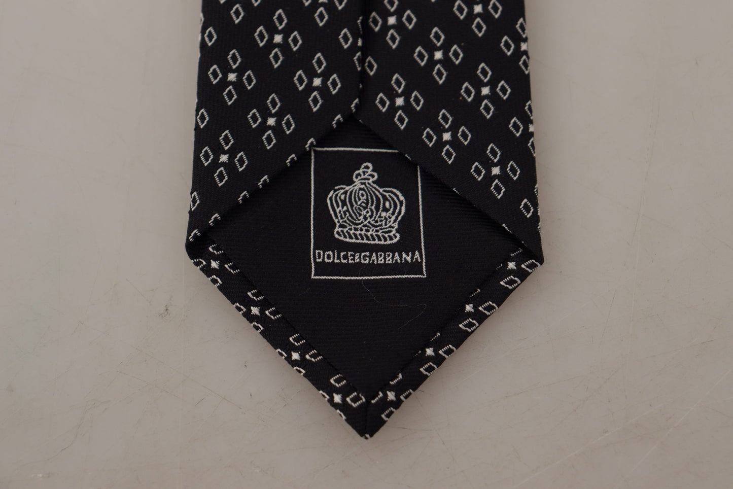 Dolce & Gabbana Elegant Black Silk Geometric Bow Tie