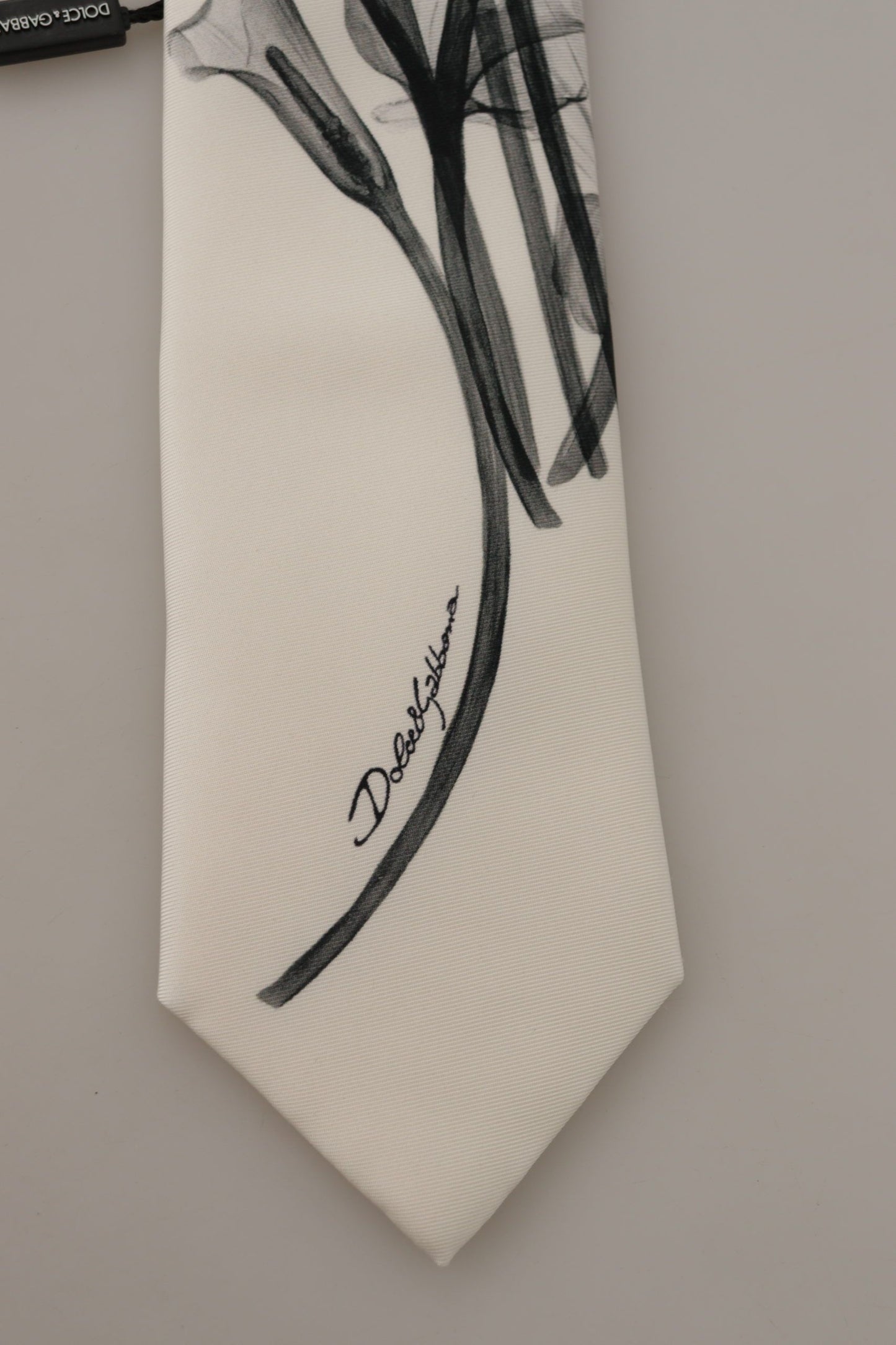 Dolce & Gabbana Exquisite Silk Bow Tie in Classic White