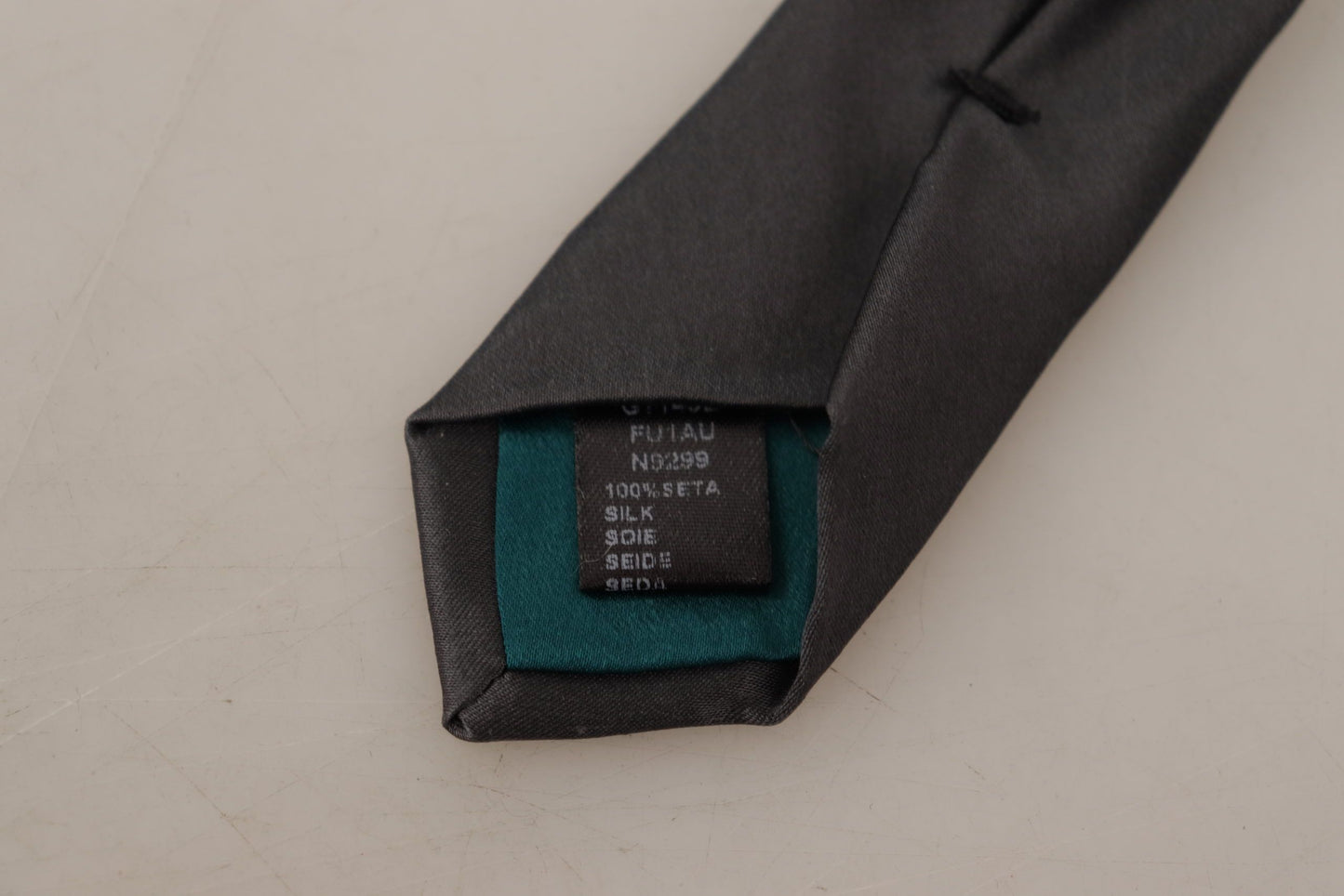 Dolce & Gabbana Elegant Silk Black Tie