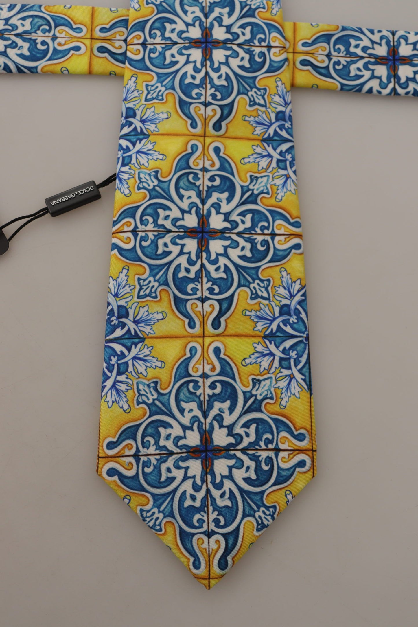 Dolce & Gabbana Sunny Majolica Silk Tie - Exquisite Craftsmanship