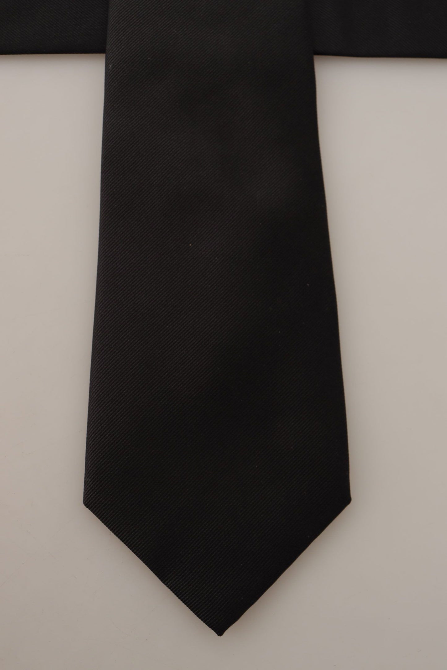 Dolce & Gabbana Elegant Black Silk Tie for Sophisticated Style