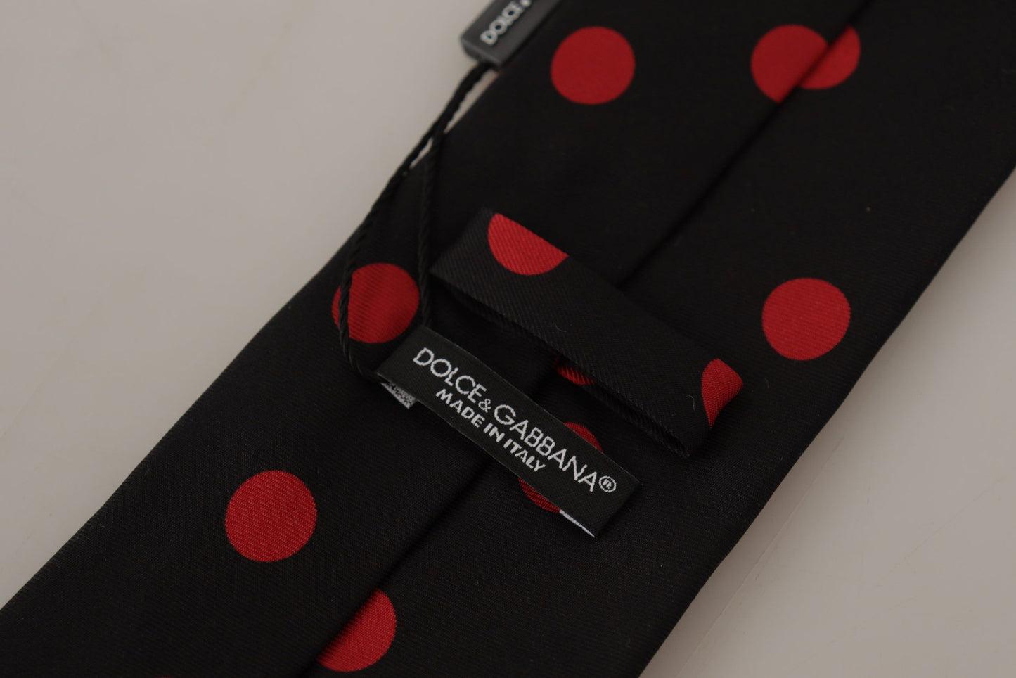 Dolce & Gabbana Elegant Silk Tie in Black and Red