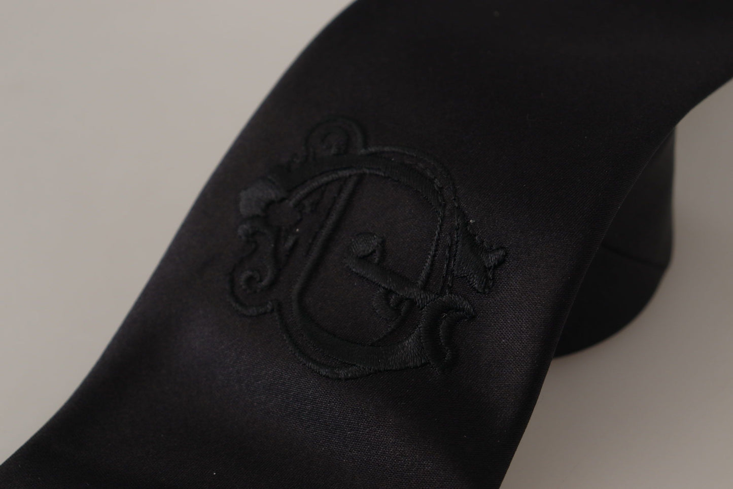 Dolce & Gabbana Sleek Silk Tie for the Refined Gentleman