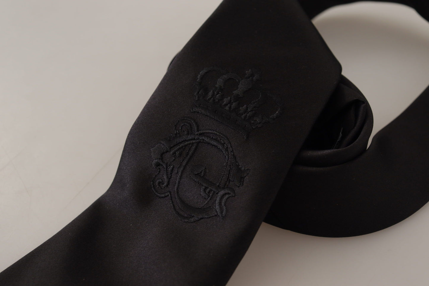 Dolce & Gabbana Elegant Black Silk Tie