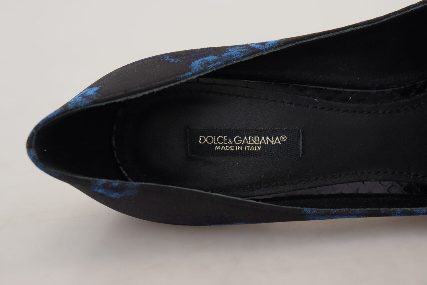 Dolce & Gabbana Elegant Crystal Embellished Blue Pumps