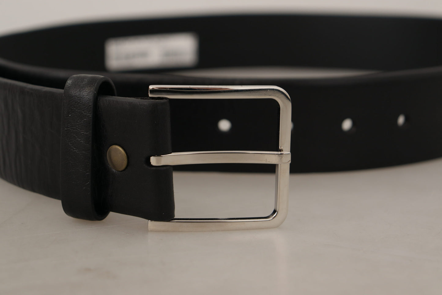 Dolce & Gabbana Elegant Black Leather Belt - Timeless Accessory