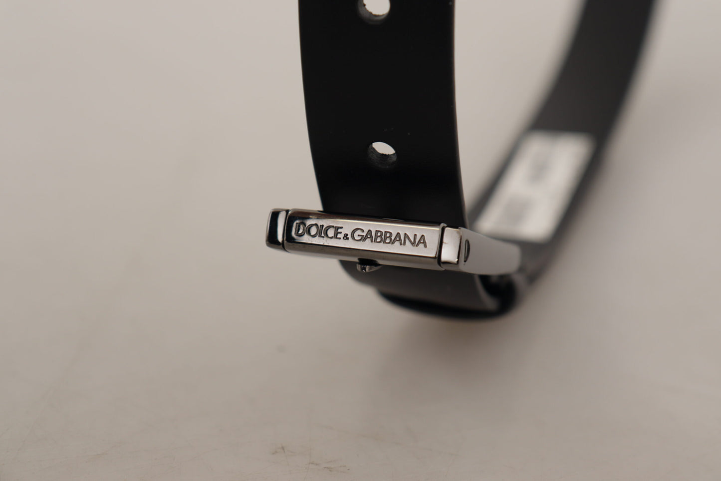 Dolce & Gabbana Elegant Black Leather Belt with Metal Buckle