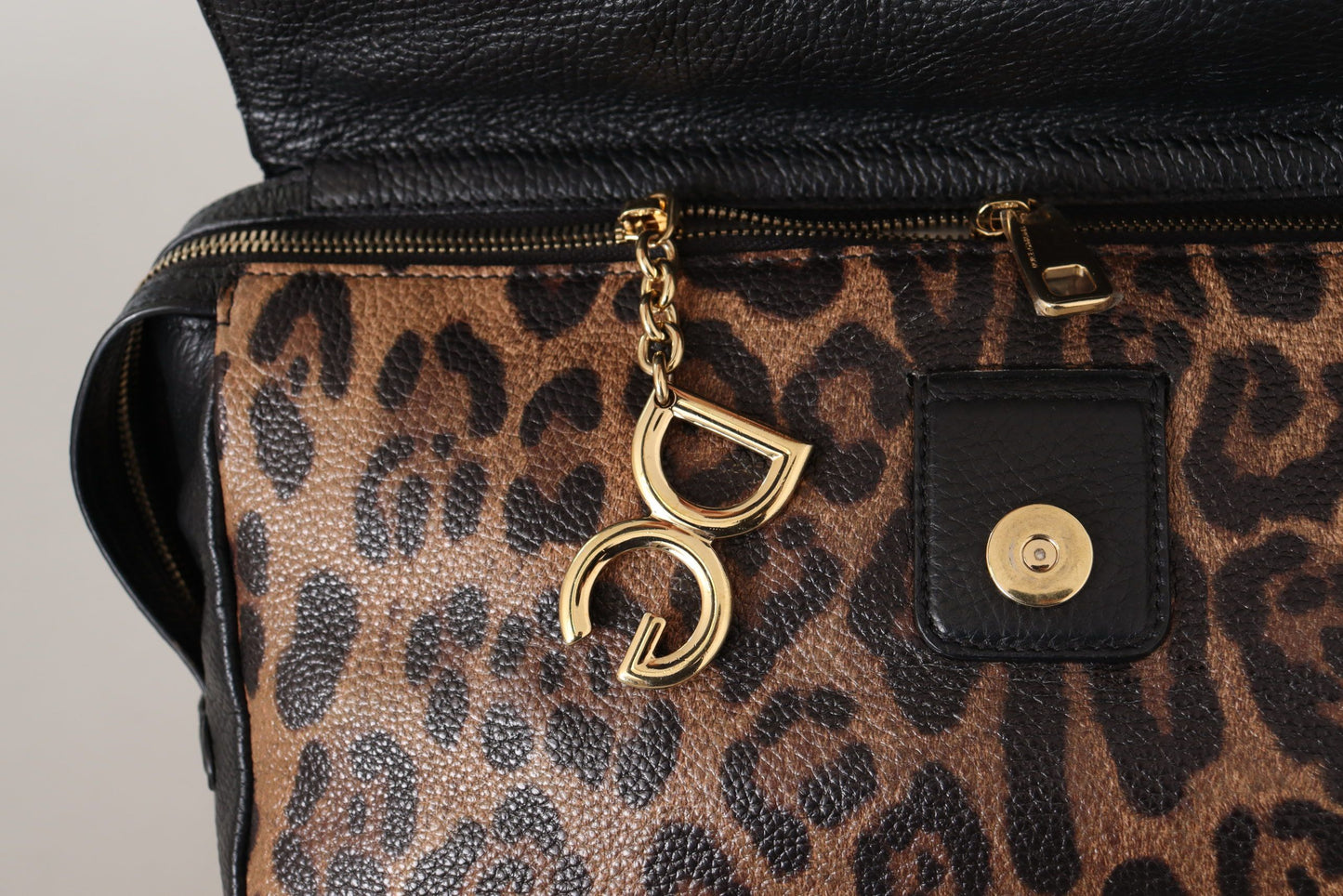 Dolce & Gabbana Elegant Leopard Sicily Shoulder Bag