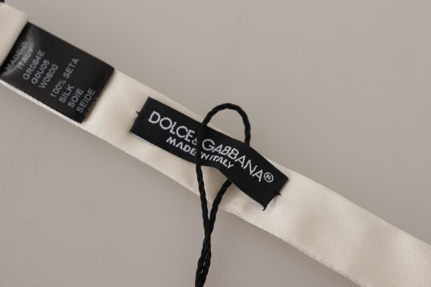 Dolce & Gabbana Elegant Silk Bow Tie for Sophisticated Evenings