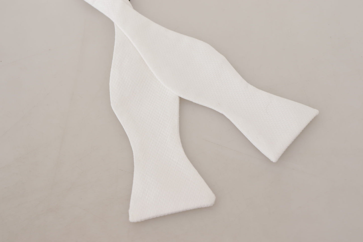 Dolce & Gabbana Elegant White Silk Tie for Sophisticated Gentlemen