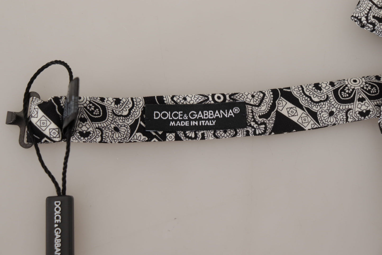 Dolce & Gabbana Elegant Silk Black and White Bow Tie