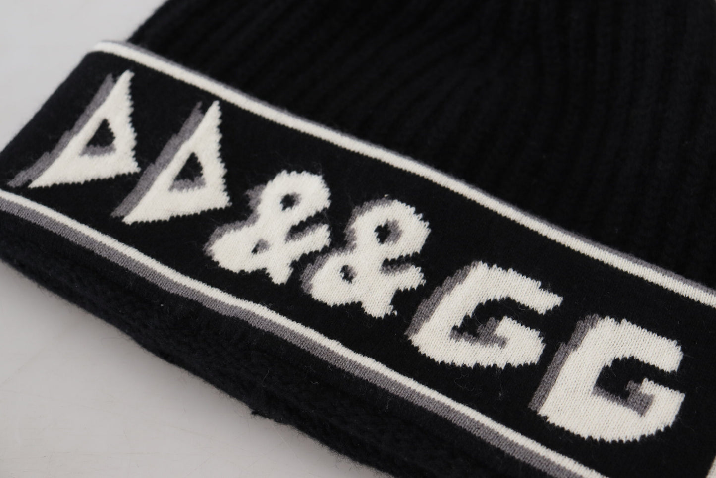 Dolce & Gabbana Elegant Cashmere Beanie with Logo Detail