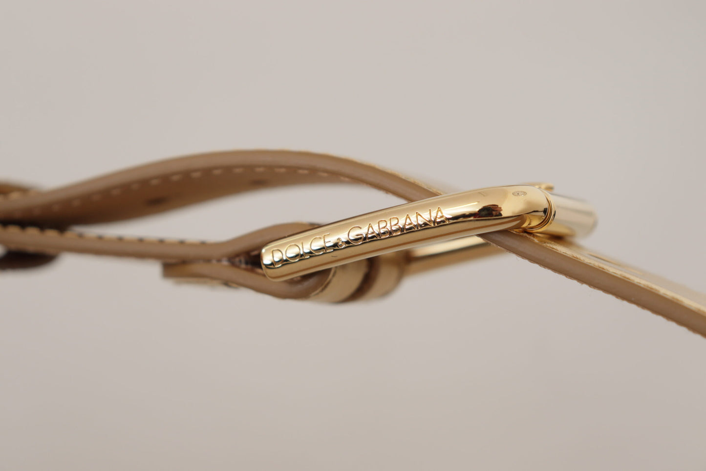 Dolce & Gabbana Elegant Gold Leather Belt with Logo Buckle