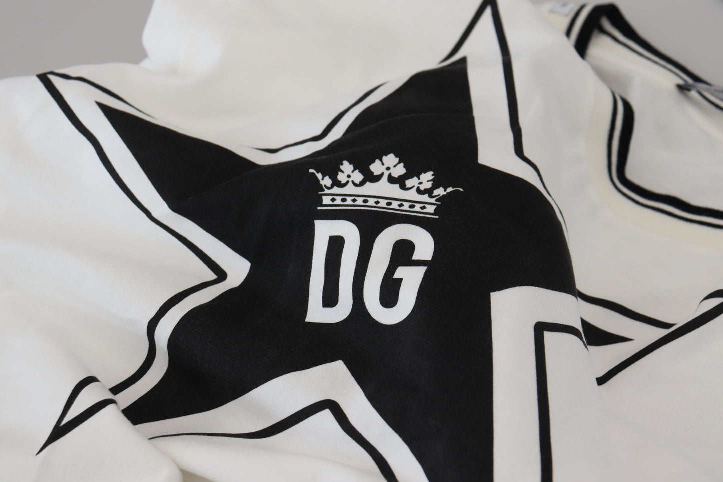 Dolce & Gabbana Elegant Star-Printed Crew Neck Tee