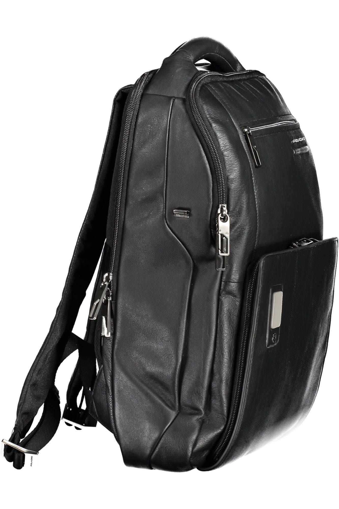 Piquadro Elegant Leather Backpack with Secure Lock Feature