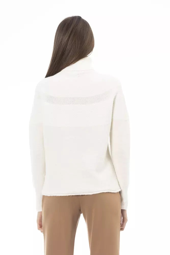 Alpha Studio Elegant Turtleneck Sweater in Pure White